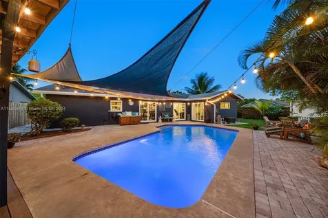 6801 NW 25th Terrace Fort Lauderdale FL 33309