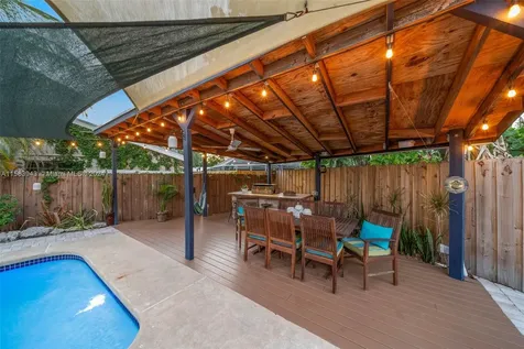 6801 NW 25th Terrace Fort Lauderdale FL 33309