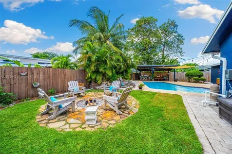 6801 NW 25th Terrace Fort Lauderdale FL 33309