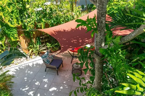 18 NE 42nd Street Miami FL 33137