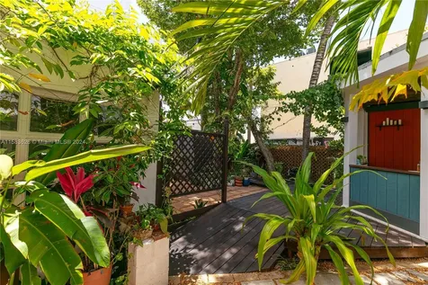 18 NE 42nd Street Miami FL 33137