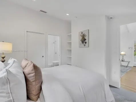 695 NE 71st Street Miami FL 33138