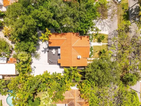 695 NE 71st Street Miami FL 33138