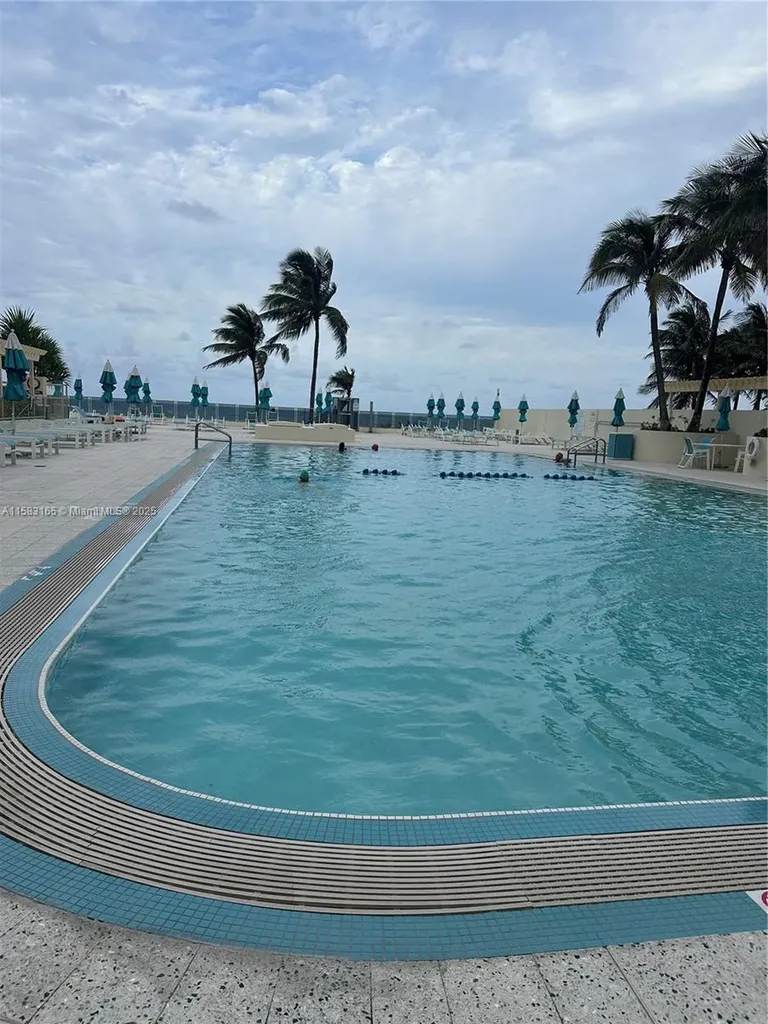 2501 S Ocean Drive Hollywood FL 33019