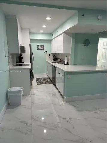 2501 S Ocean Drive Hollywood FL 33019