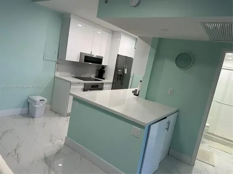 2501 S Ocean Drive Hollywood FL 33019