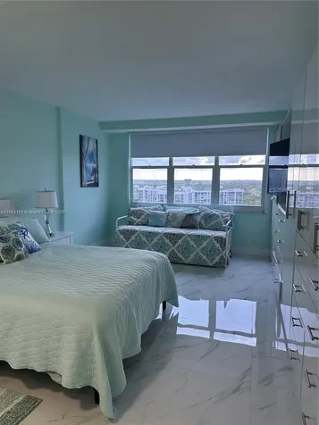 2501 S Ocean Drive Hollywood FL 33019