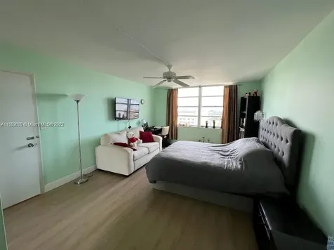 2780 NE 183rd Street Aventura FL 33160
