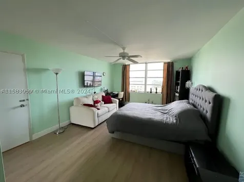 2780 NE 183rd Street Aventura FL 33160