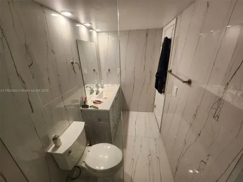 2780 NE 183rd Street Aventura FL 33160