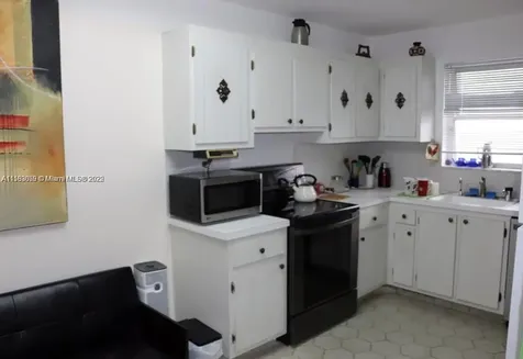 2780 NE 183rd Street Aventura FL 33160