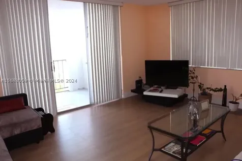 2780 NE 183rd Street Aventura FL 33160