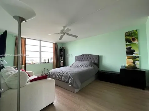 2780 NE 183rd Street Aventura FL 33160