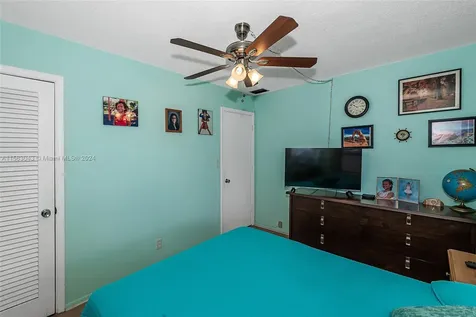 4405 NW 48th Avenue Tamarac FL 33319