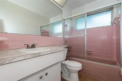 4405 NW 48th Avenue Tamarac FL 33319