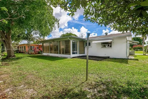4405 NW 48th Avenue Tamarac FL 33319