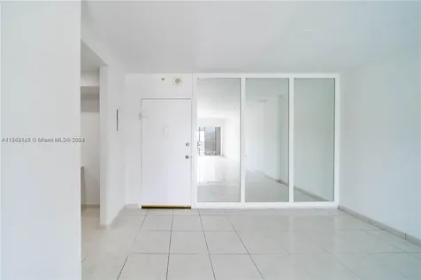 400 Kings Point Drive Sunny Isles Beach FL 33160