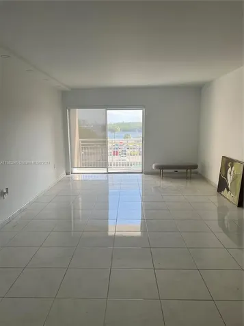 400 Kings Point Drive Sunny Isles Beach FL 33160