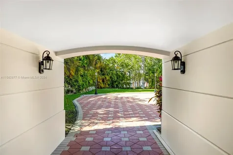 431 Costanera Road Coral Gables FL 33143
