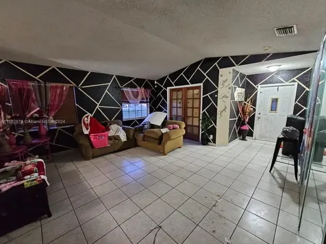 725 NW 19th Terrace Fort Lauderdale FL 33311