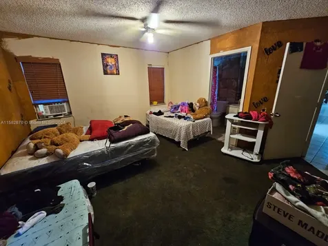 725 NW 19th Terrace Fort Lauderdale FL 33311