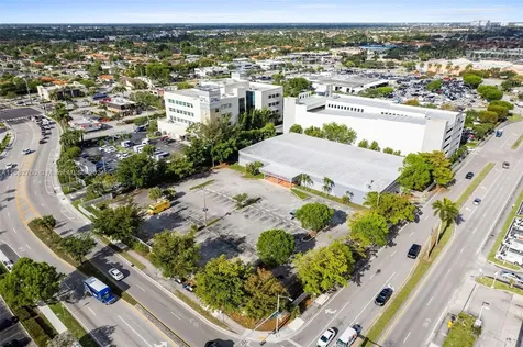 190 NW 79th Avenue Miami FL 33126