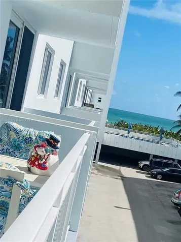 345 Ocean Drive Miami Beach FL 33139