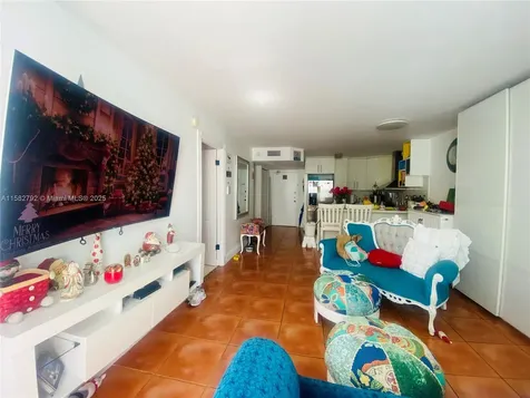 345 Ocean Drive Miami Beach FL 33139