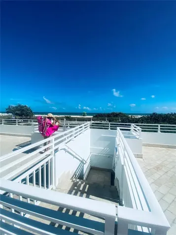 345 Ocean Drive Miami Beach FL 33139