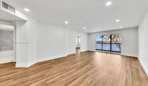 1400 SW 131st Way Pembroke Pines FL 33027