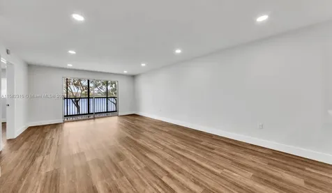 1400 SW 131st Way Pembroke Pines FL 33027