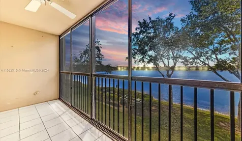 1400 SW 131st Way Pembroke Pines FL 33027