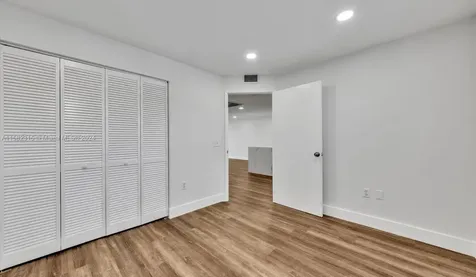 1400 SW 131st Way Pembroke Pines FL 33027