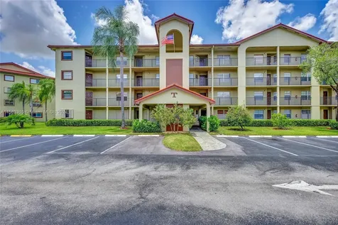 1400 SW 131st Way Pembroke Pines FL 33027