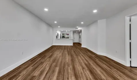 1400 SW 131st Way Pembroke Pines FL 33027
