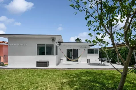 8866 Byron Avenue Surfside FL 33154