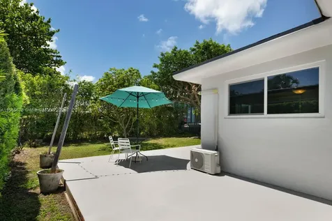 8866 Byron Avenue Surfside FL 33154