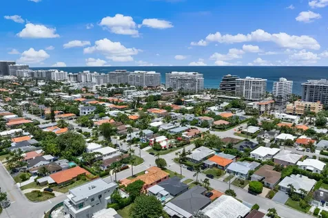 8866 Byron Avenue Surfside FL 33154