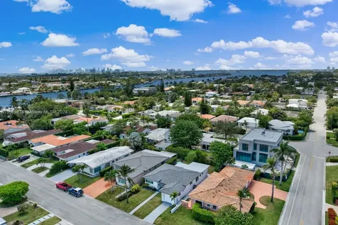 8866 Byron Avenue Surfside FL 33154