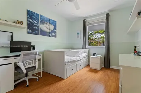 5463 NW 112th Place Doral FL 33178