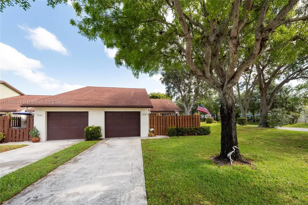 3759 Lace Vine Lane Boynton Beach FL 33436