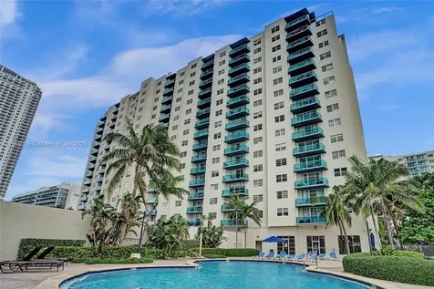 4001 S Ocean Drive Hollywood FL 33019