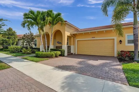 10281 SW Reggiani Road Port St. Lucie FL 34986