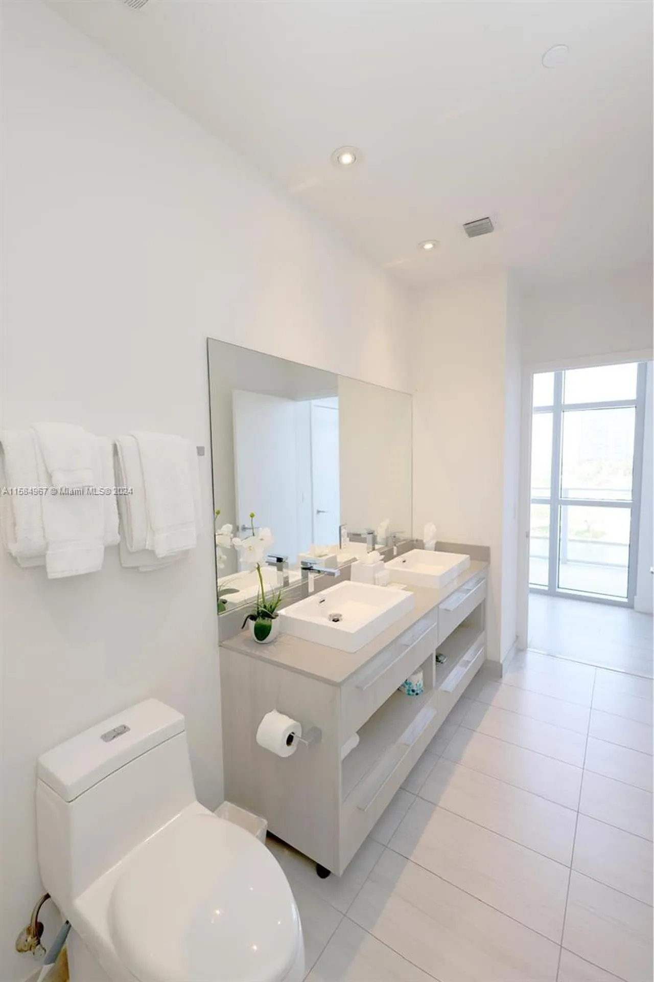 4010 S Ocean Drive Hollywood FL 33019