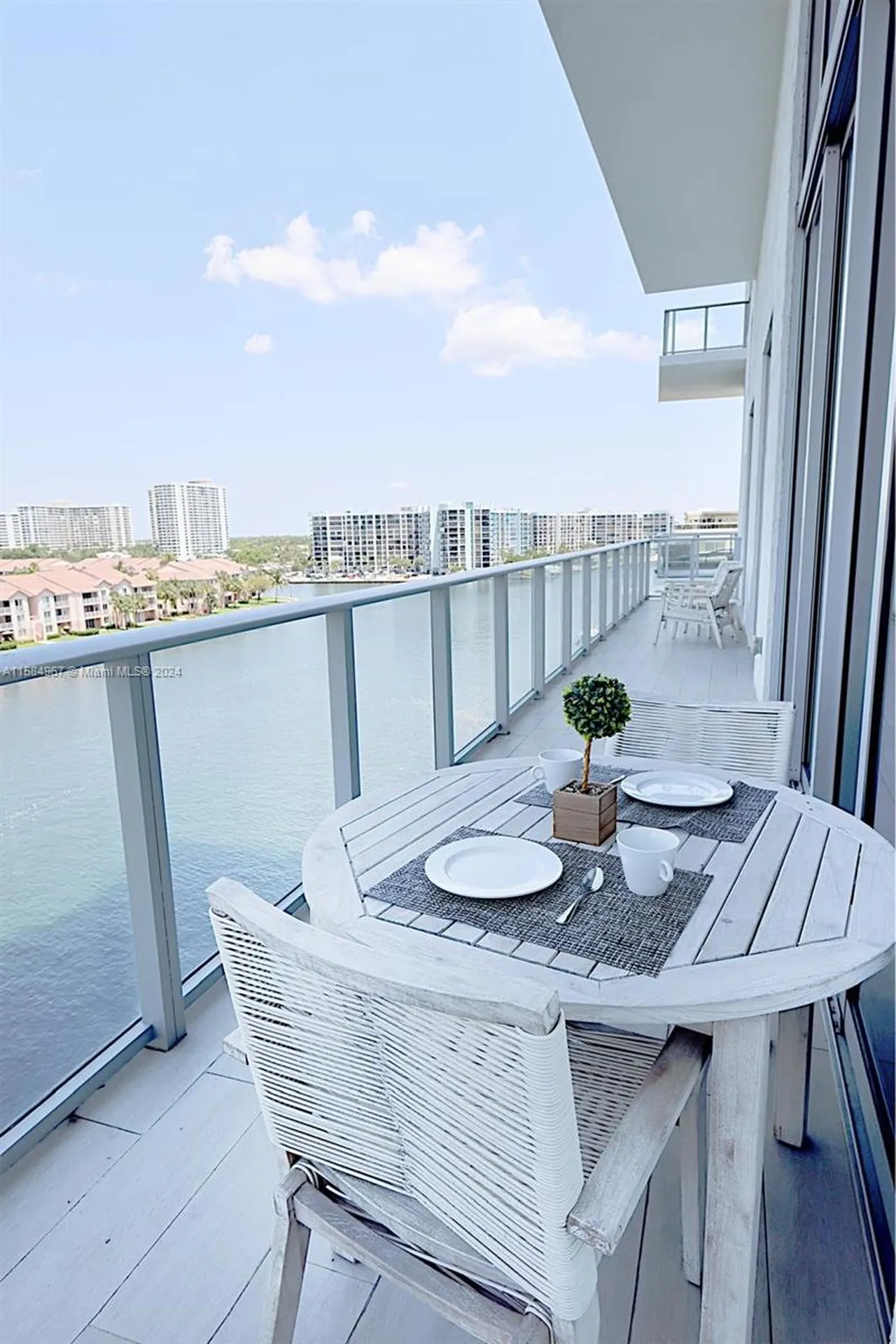 4010 S Ocean Drive Hollywood FL 33019