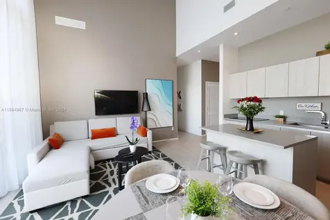 4010 S Ocean Drive Hollywood FL 33019