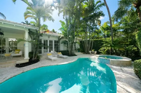 6666 Pinetree Lane Miami Beach FL 33141