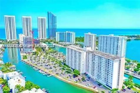 400 Kings Point Drive Sunny Isles Beach FL 33160