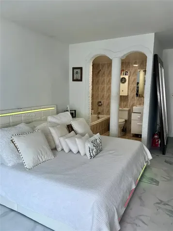 400 Kings Point Drive Sunny Isles Beach FL 33160