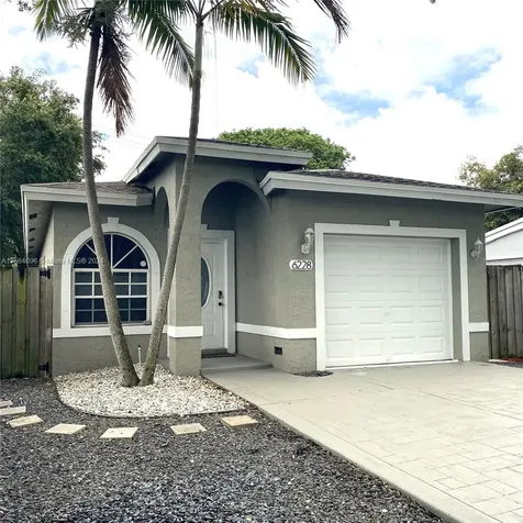 6228 Cleveland Street Hollywood FL 33024